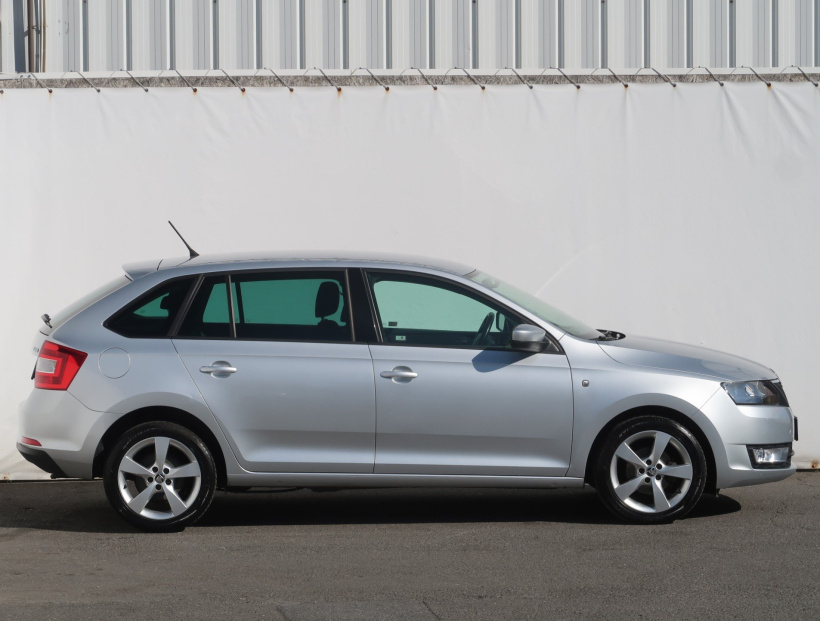 Škoda Rapid Spaceback, 2014