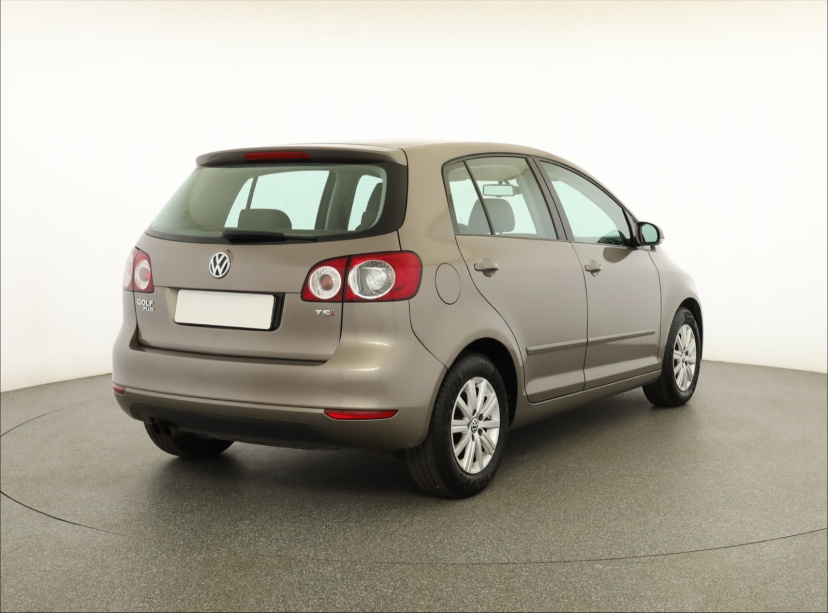 Volkswagen Golf Plus, 2011