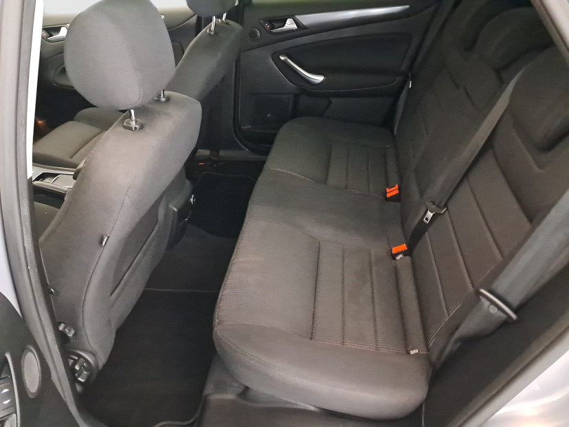 Ford Mondeo, 2013