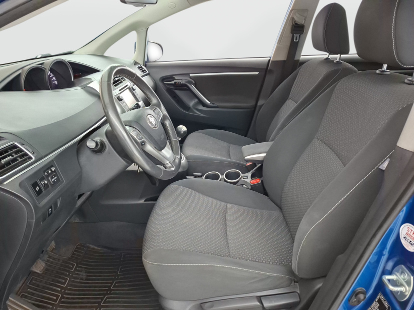 Toyota Verso, 2013