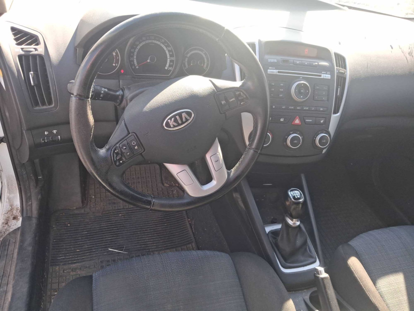 Kia Ceed, 2011