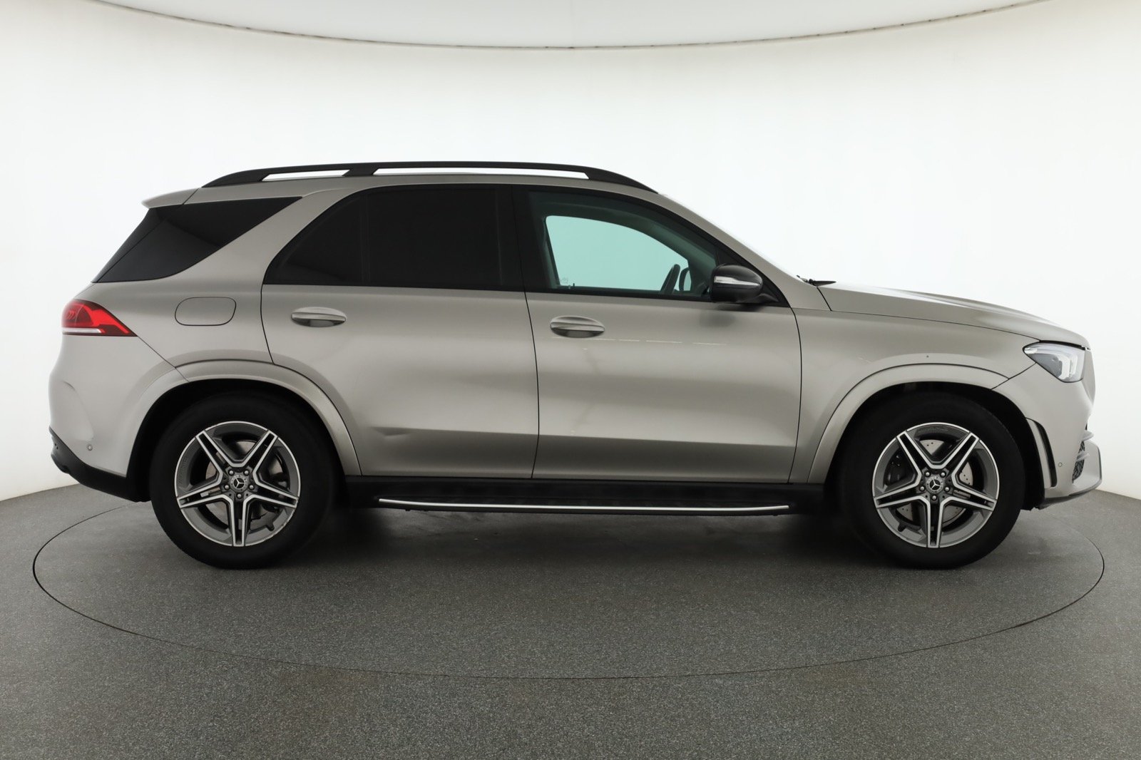 Mercedes-Benz GLE - 2023