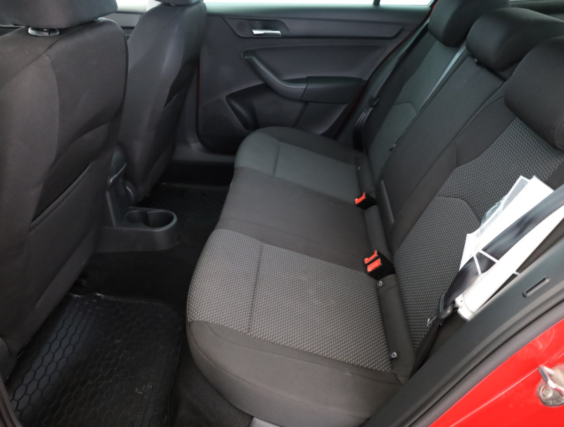 Seat Toledo, 2015