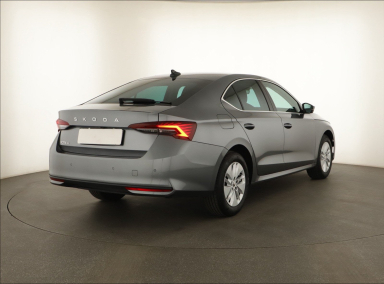 Škoda Octavia - 2024