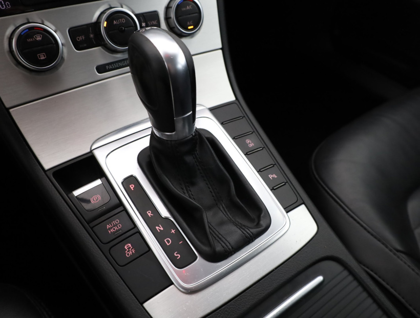Volkswagen Passat, 2013