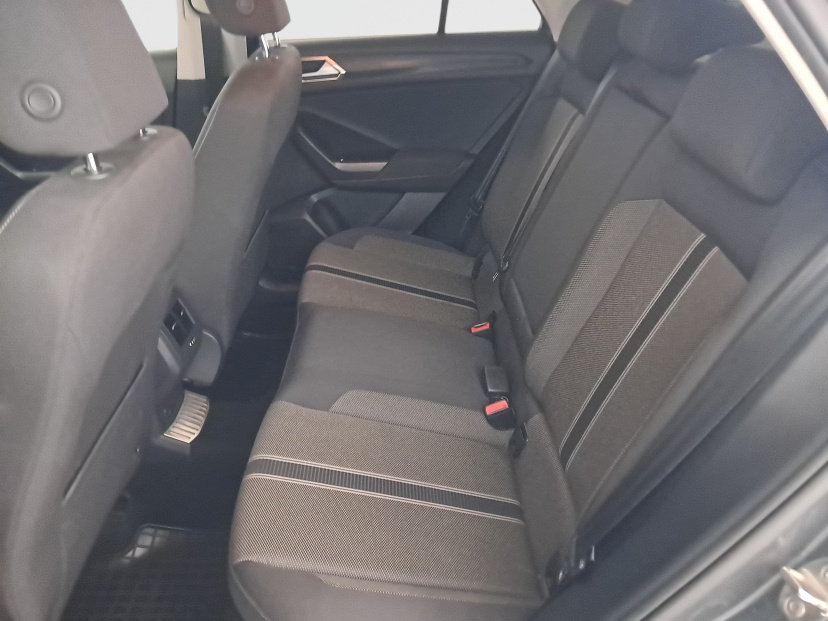 Volkswagen T-Roc, 2019