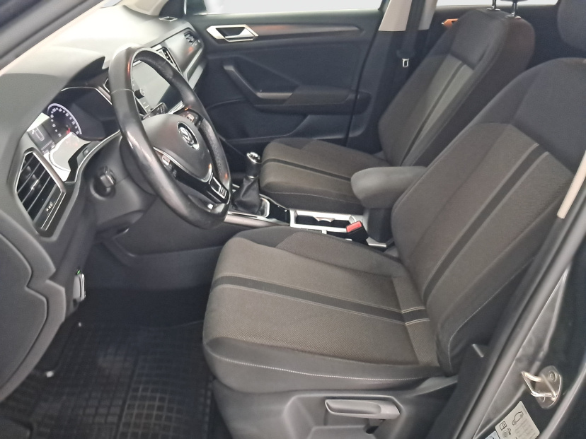 Volkswagen T-Roc, 2019