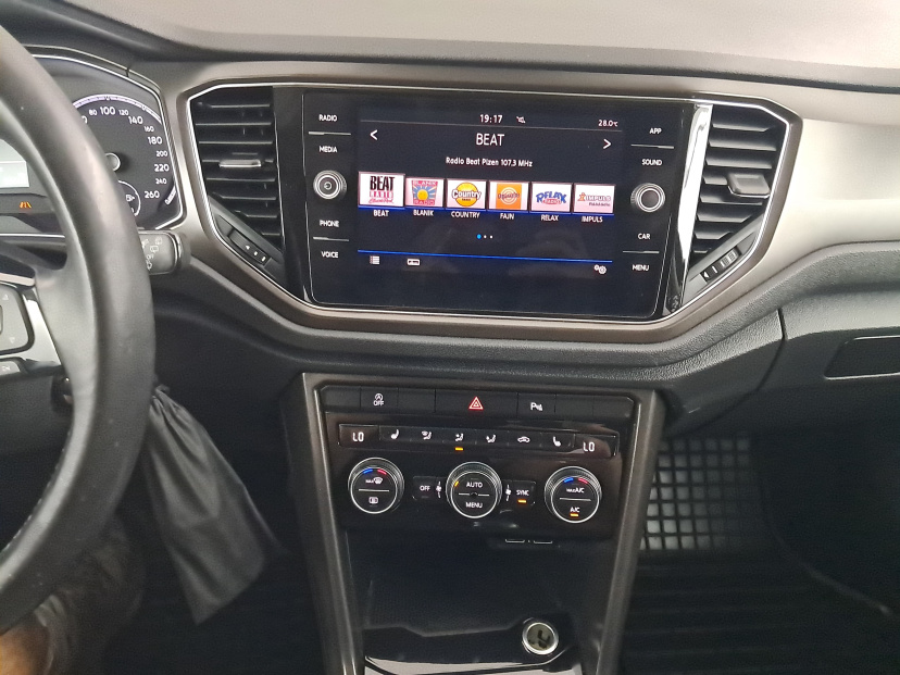 Volkswagen T-Roc, 2019
