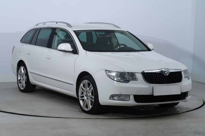 Škoda Superb, 2012