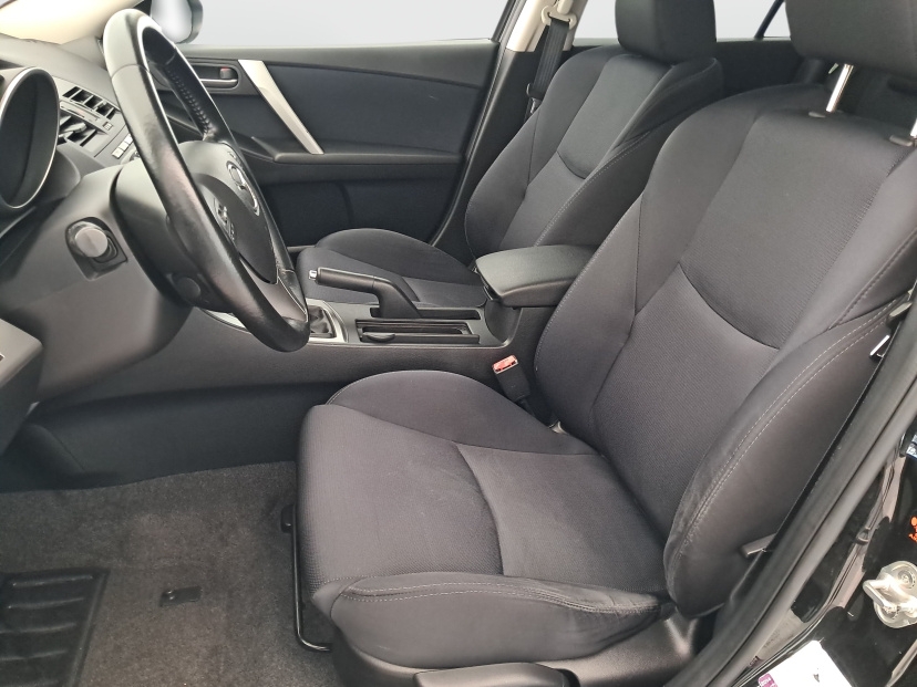 Mazda 3, 2010