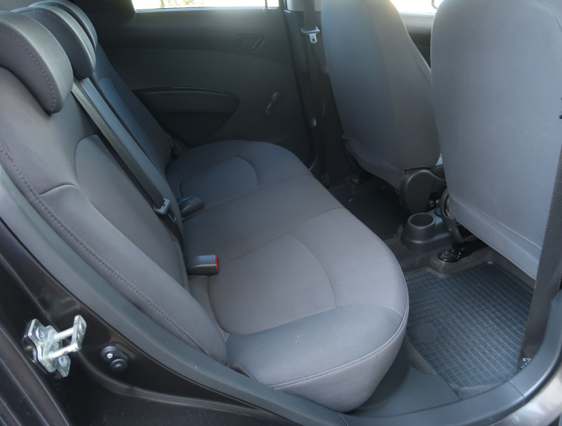Chevrolet Spark, 2011