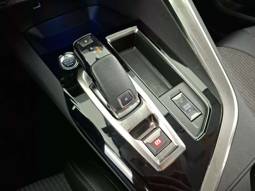 Peugeot 5008, 2021