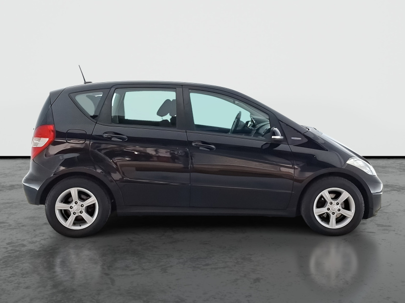 Mercedes-Benz A, 2011