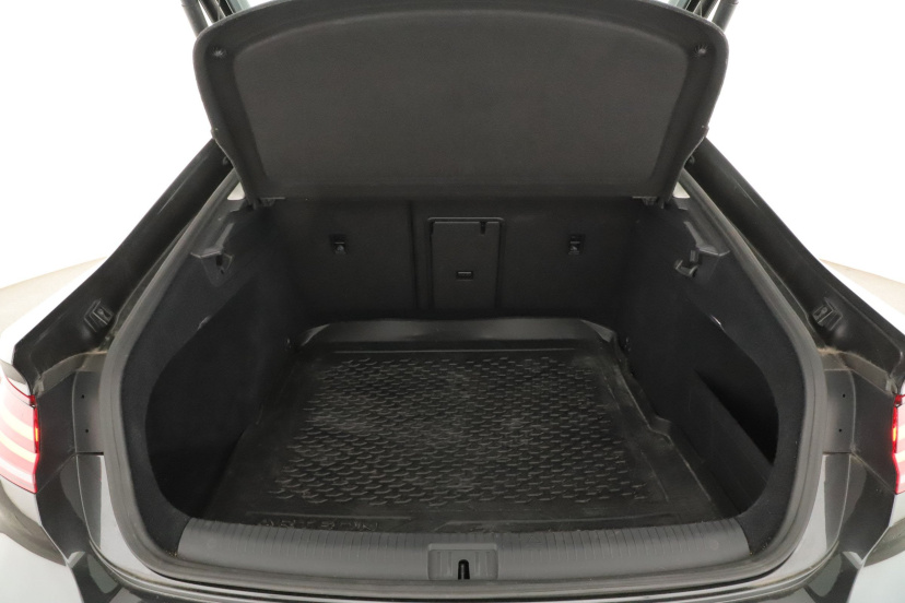 Volkswagen Arteon, 2019