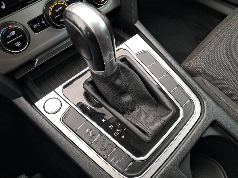 Volkswagen Passat, 2015