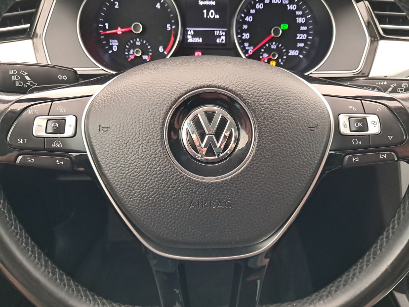 Volkswagen Passat, 2015