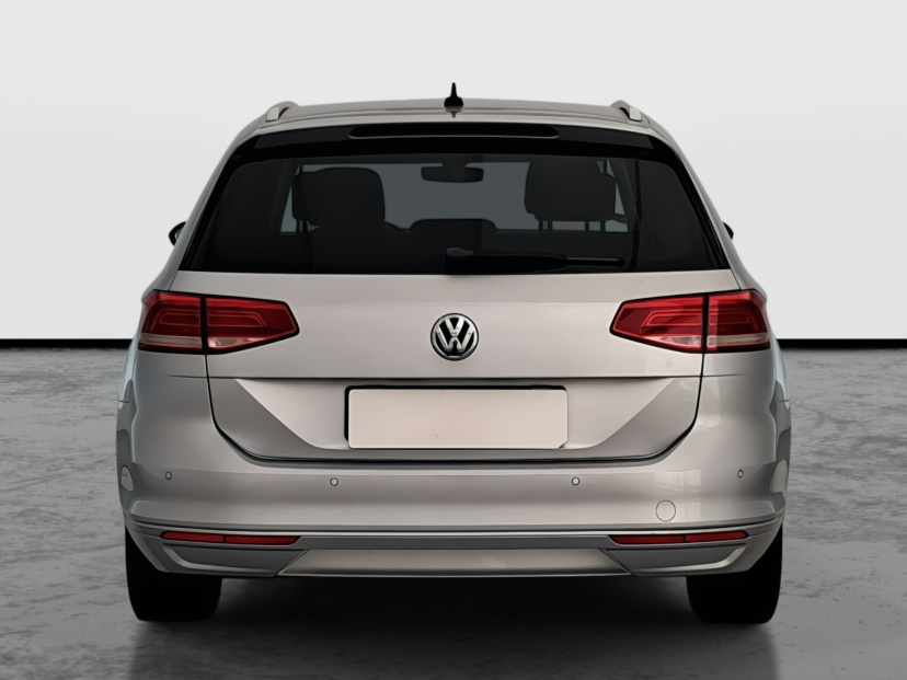 Volkswagen Passat, 2015