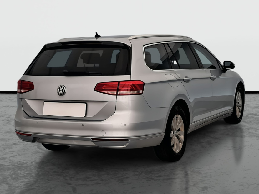 Volkswagen Passat, 2015