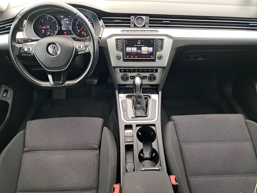 Volkswagen Passat, 2015