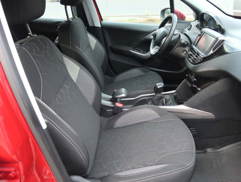 Peugeot 2008, 2018