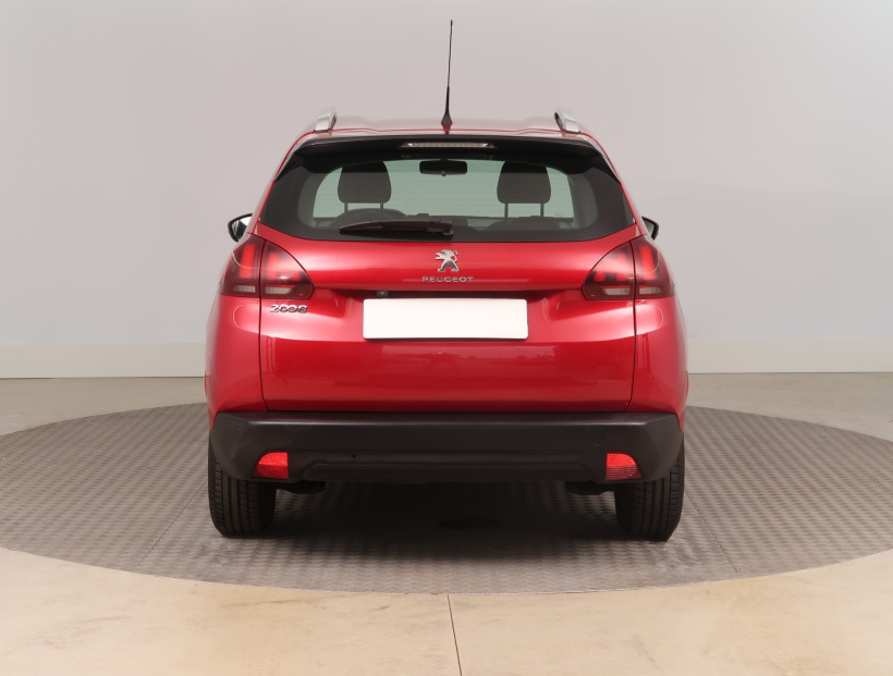 Peugeot 2008, 2018