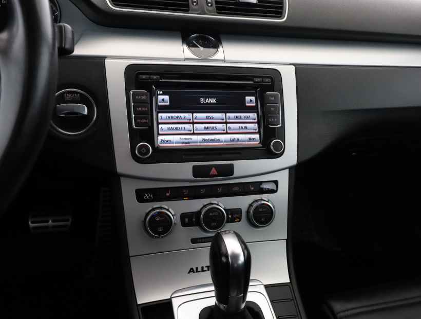 Volkswagen Passat, 2012