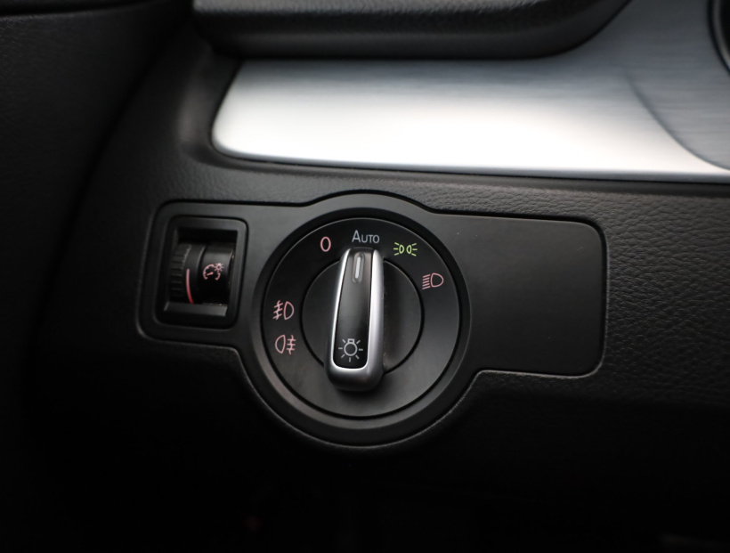 Volkswagen Passat, 2012