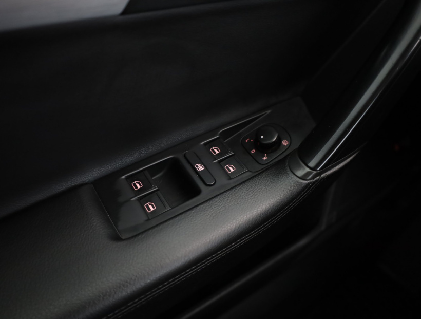 Volkswagen Passat, 2012