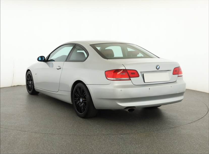BMW 3, 2008