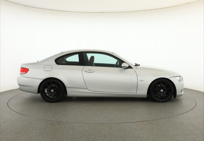 BMW 3, 2008