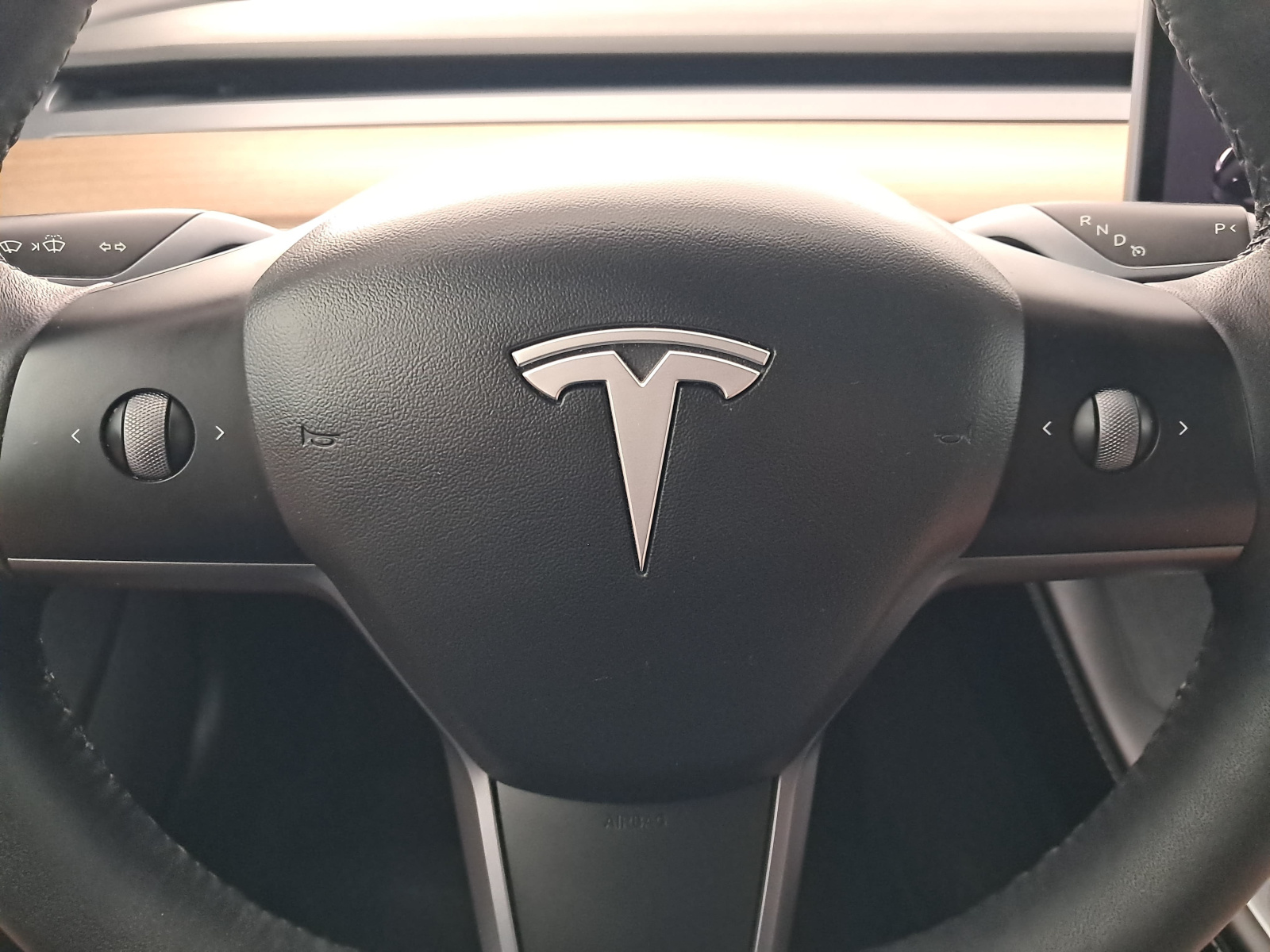 Tesla Model 3 Long Range AWD – fotografie 22