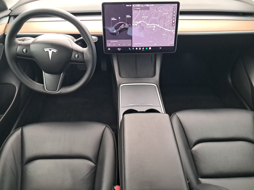Tesla Model 3, 2021