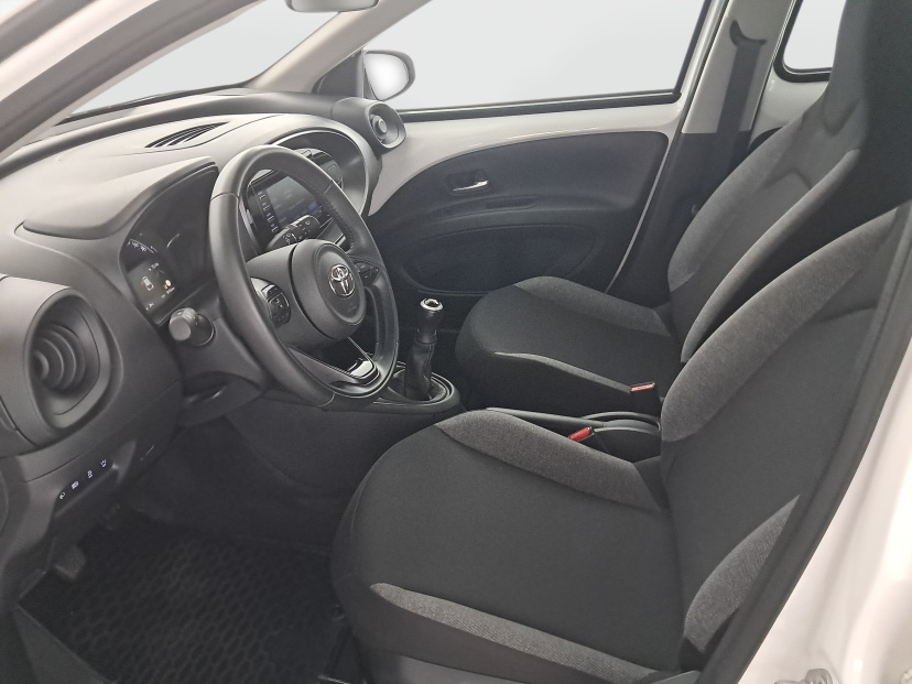 Toyota Aygo X, 2022