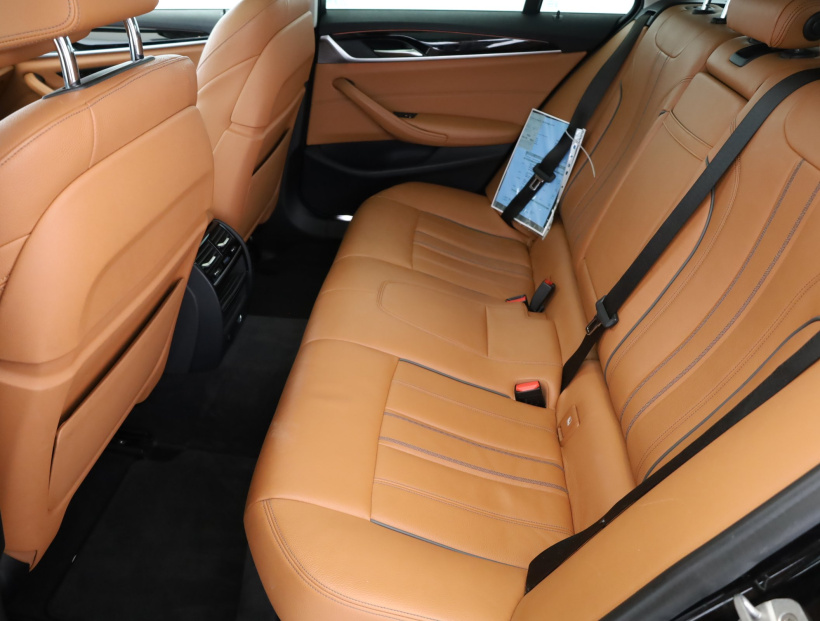 BMW 5, 2018