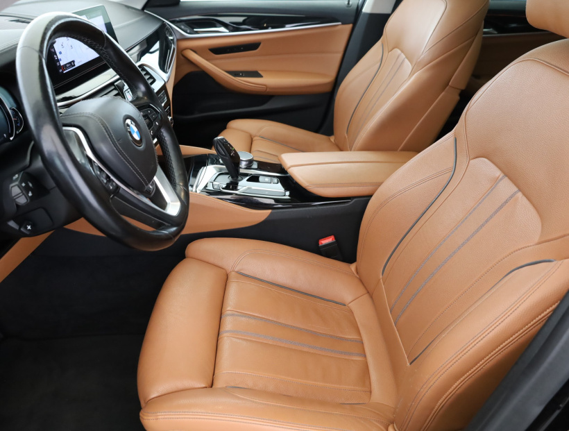 BMW 5, 2018
