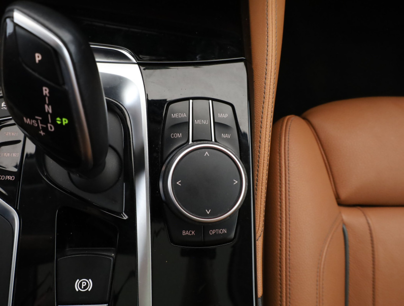 BMW 5, 2018