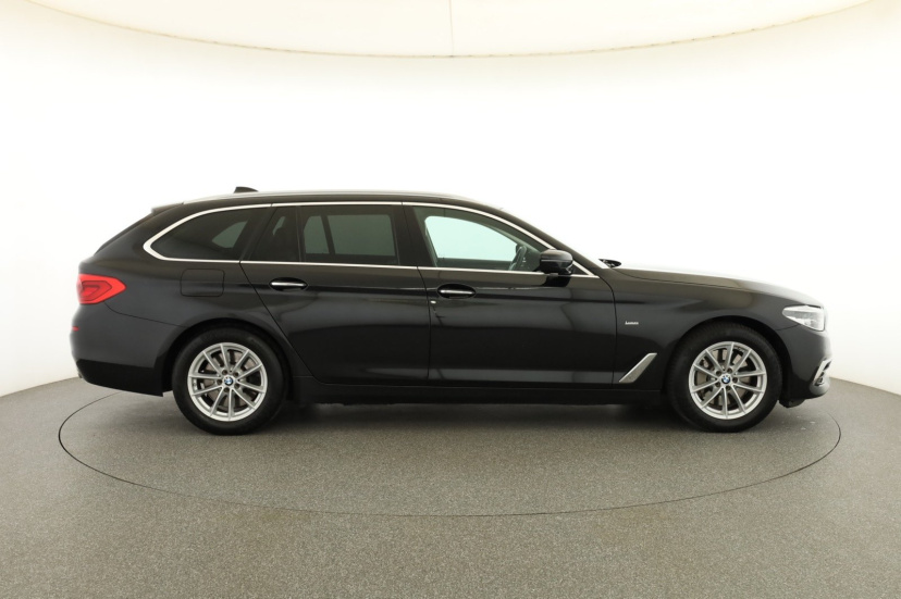 BMW 5, 2018