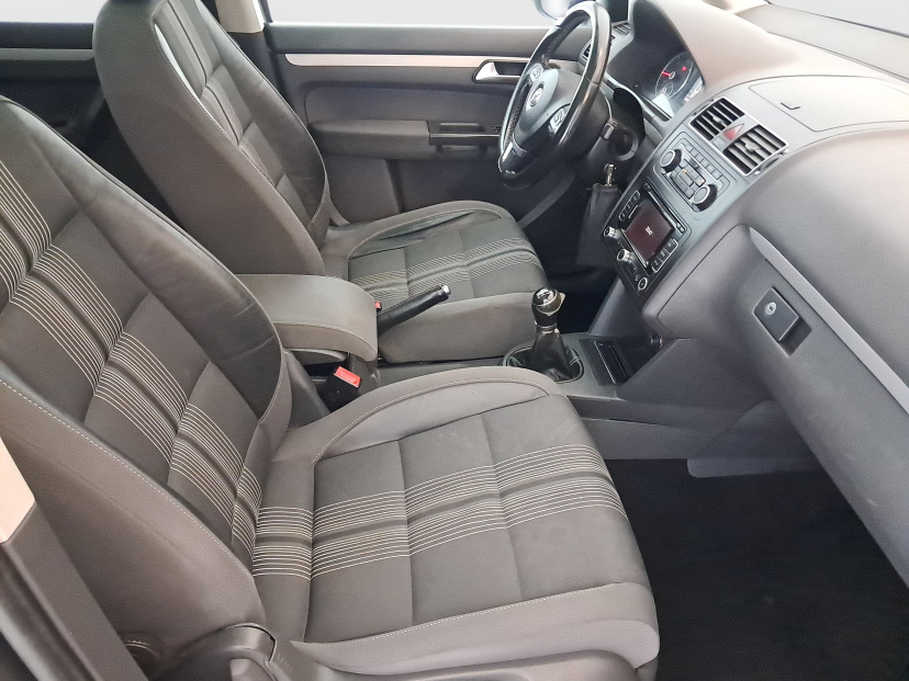 Volkswagen Touran, 2012