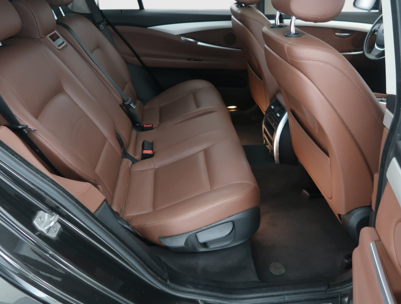 BMW 5GT, 2014