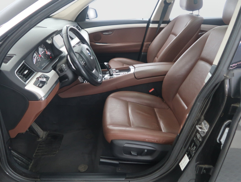 BMW 5GT, 2014