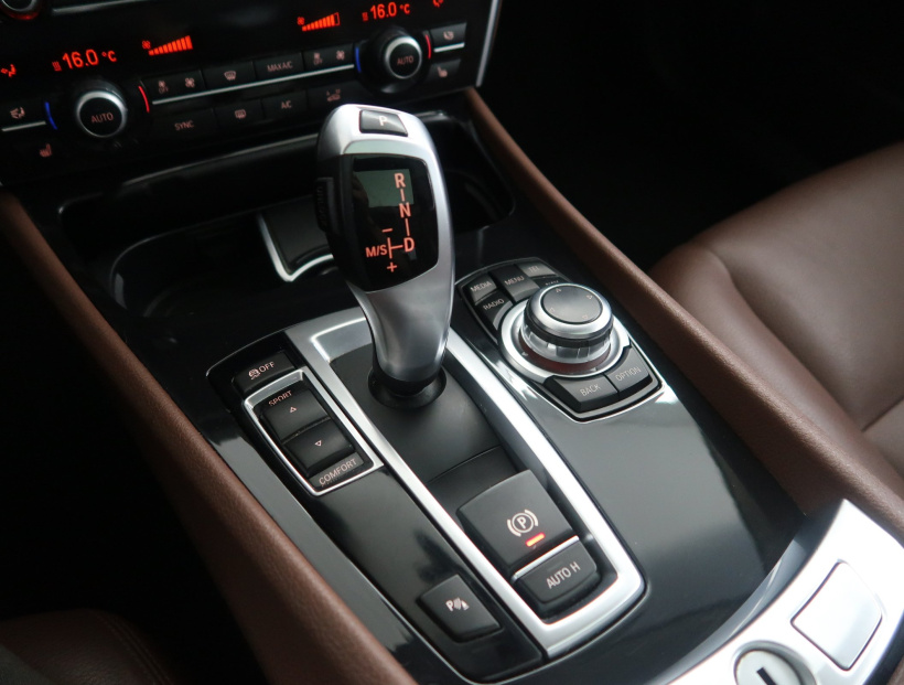 BMW 5GT, 2014
