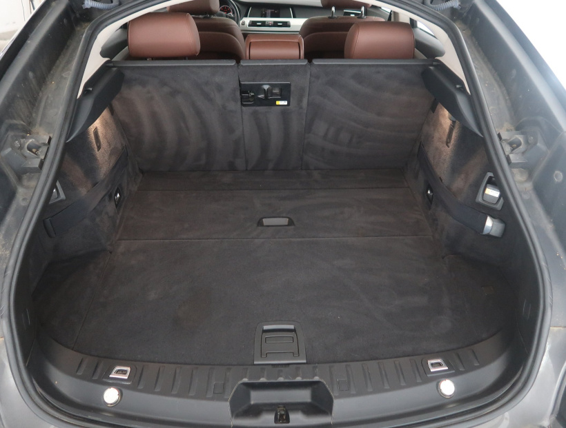 BMW 5GT, 2014