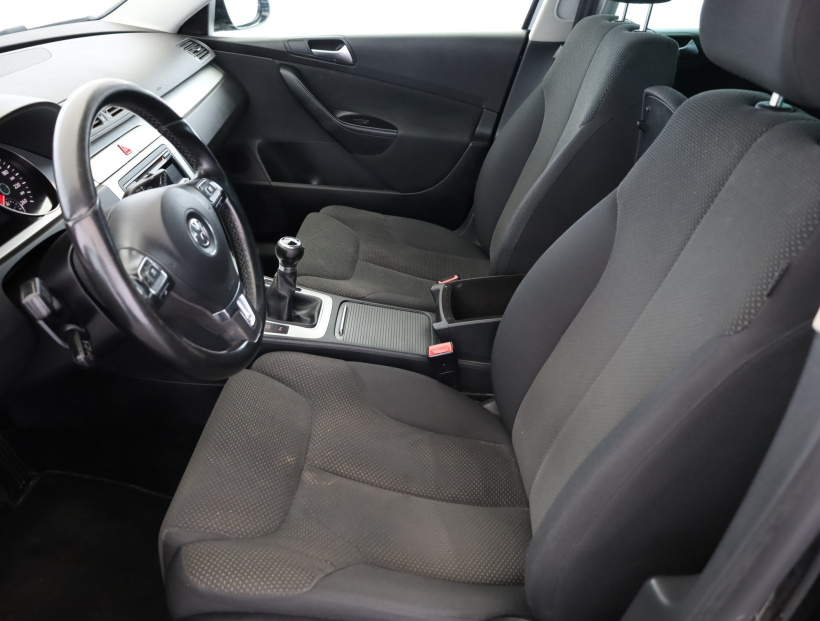 Volkswagen Passat, 2009