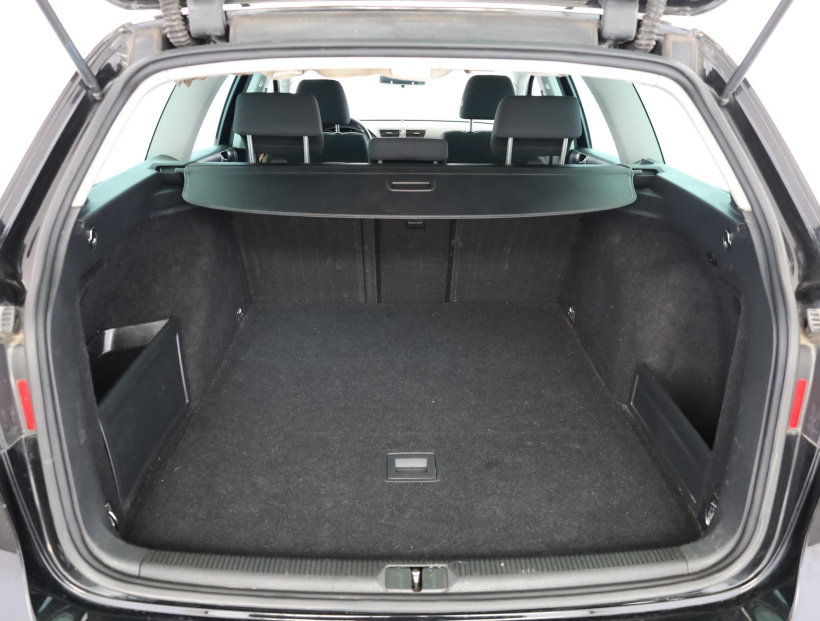 Volkswagen Passat, 2009