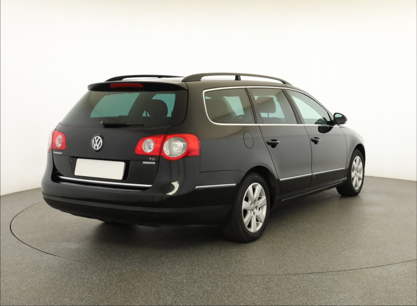 Volkswagen Passat, 2009