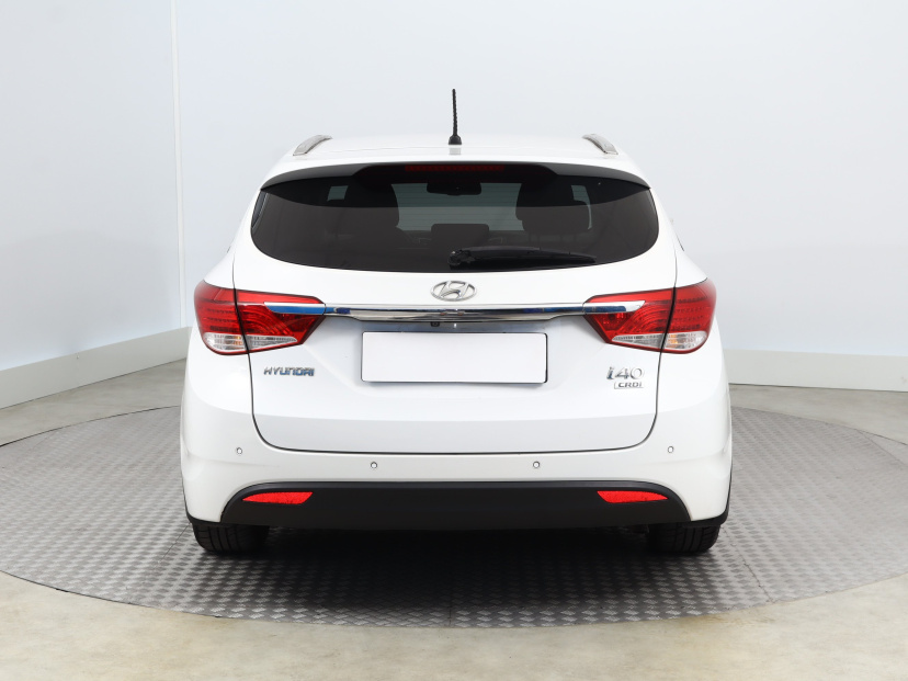 Hyundai i40, 2015
