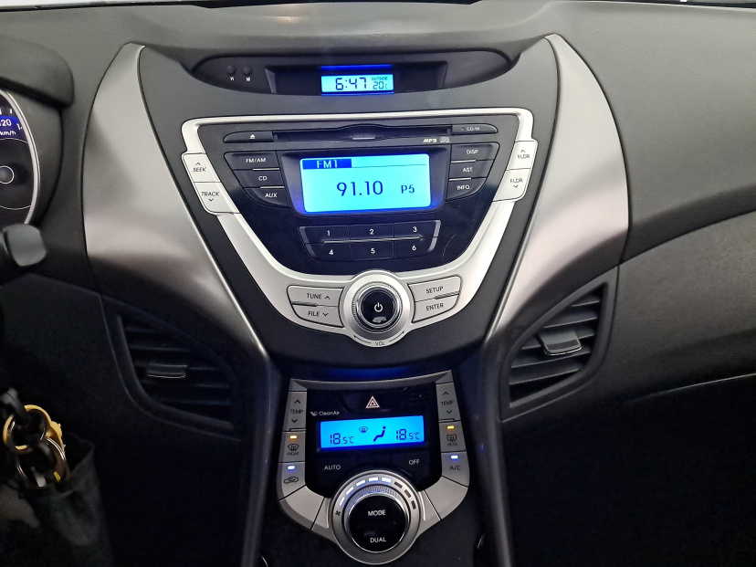 Hyundai Elantra, 2012
