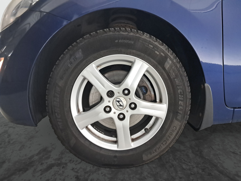 Hyundai Elantra, 2012