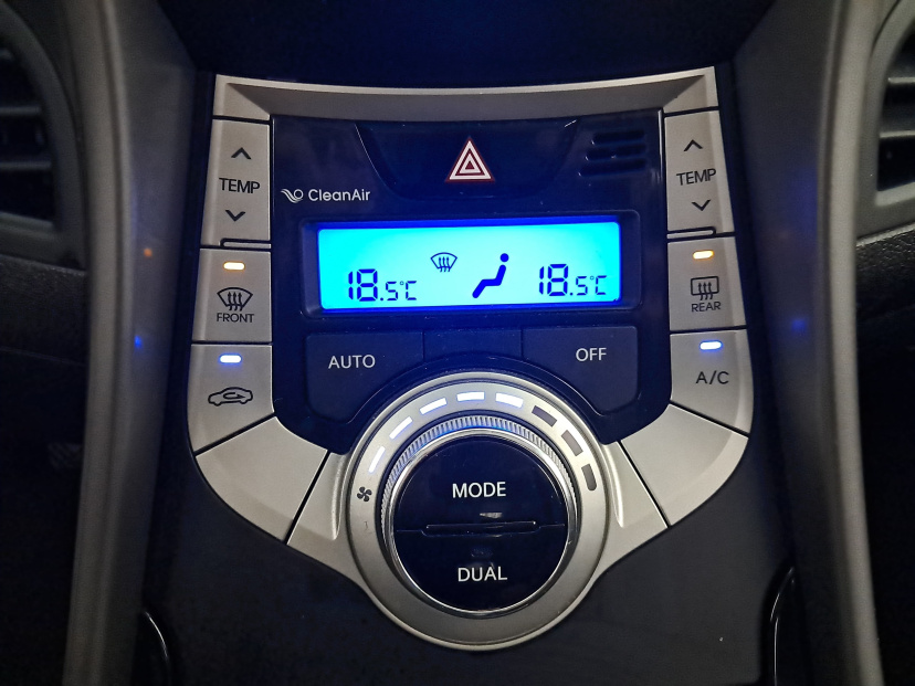 Hyundai Elantra, 2012