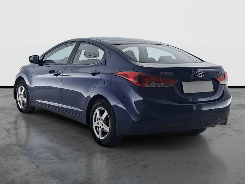 Hyundai Elantra, 2012